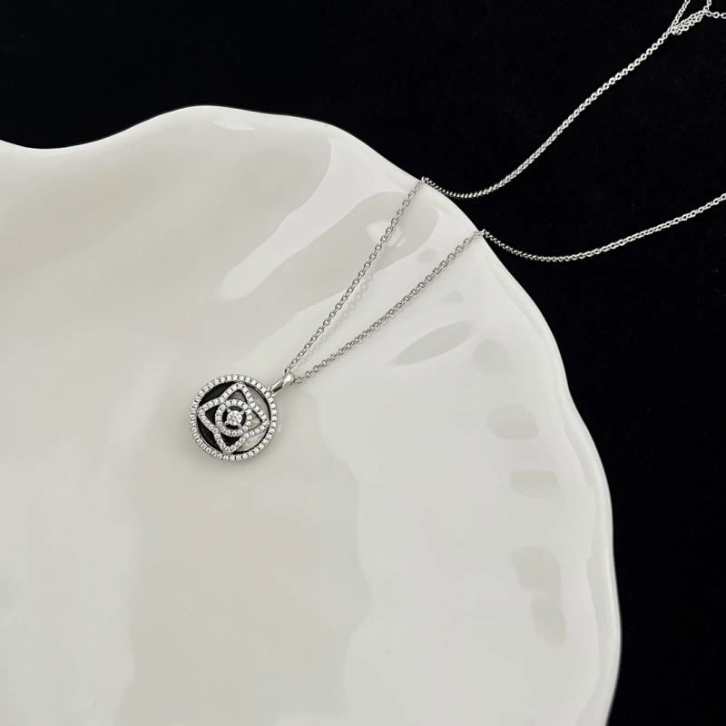 Chanel Necklaces Durable 220828