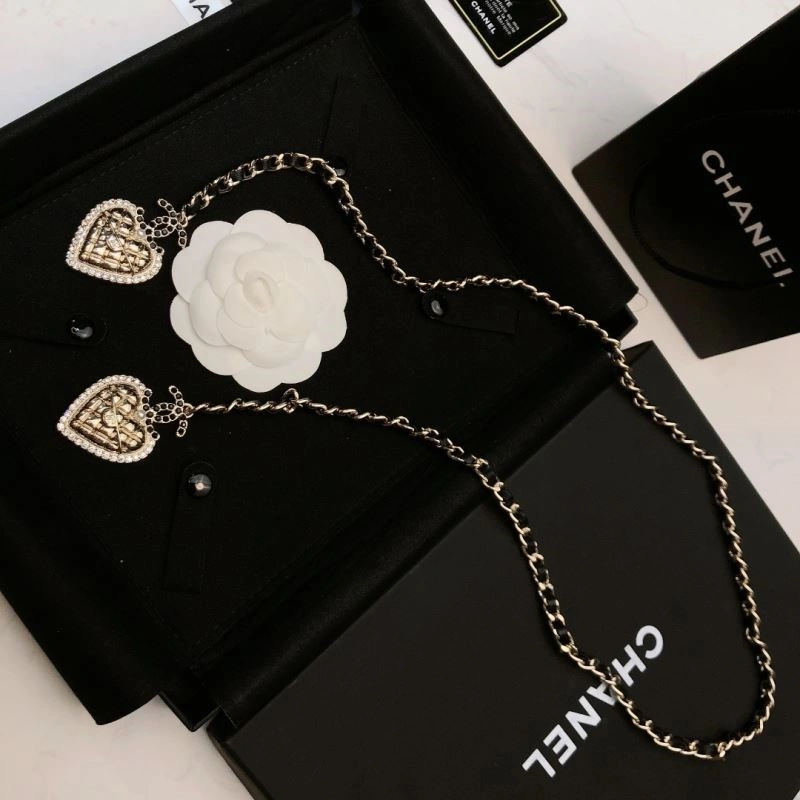 Chanel Necklaces StreetReady 220826
