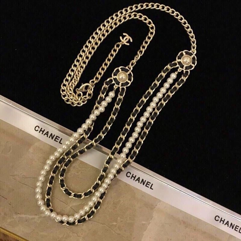 Chanel Necklaces EyeCatching 220830