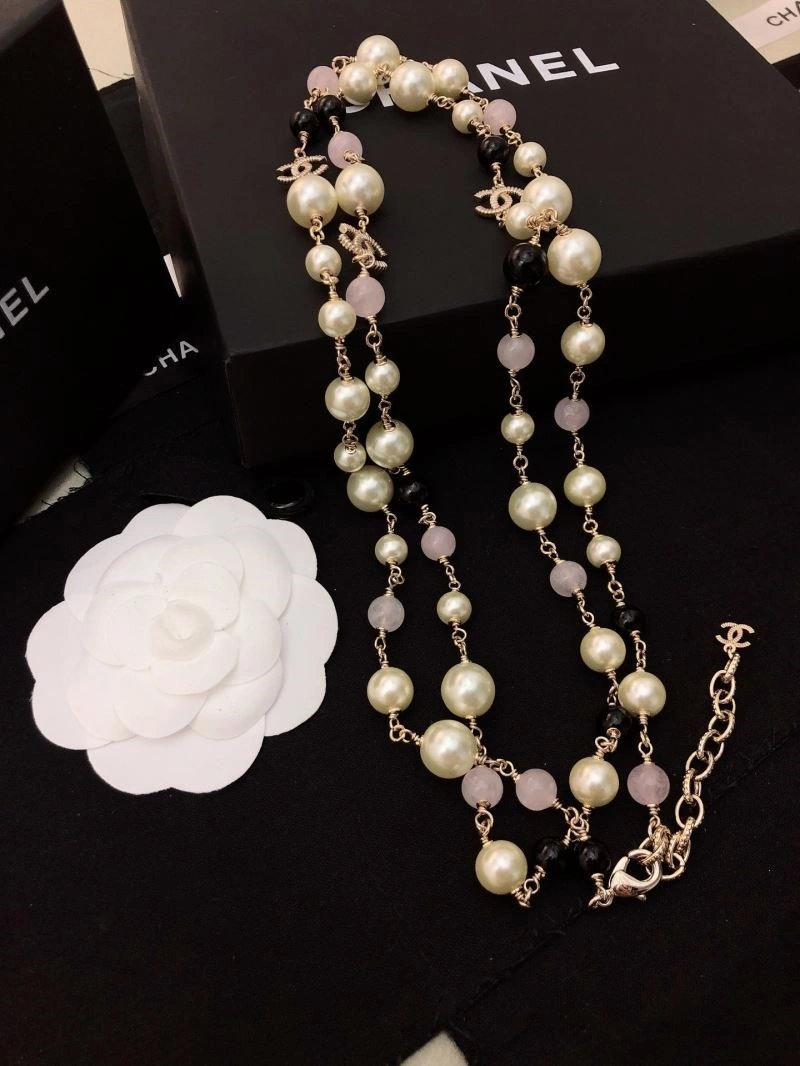 Chanel Necklaces Resilient 220822