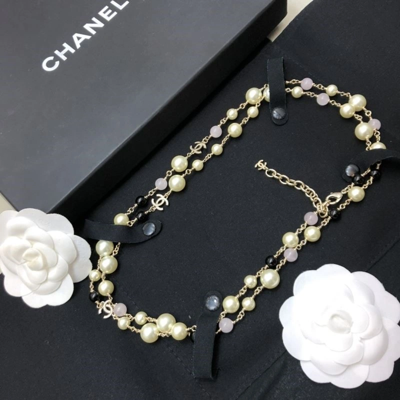 Chanel Necklaces Resilient 220822