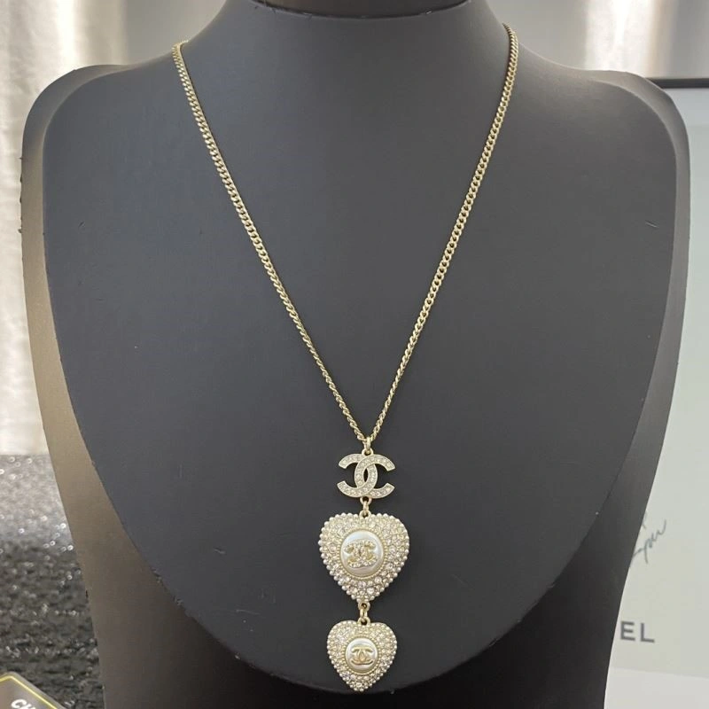 UrbanChic Chanel Necklaces 220835