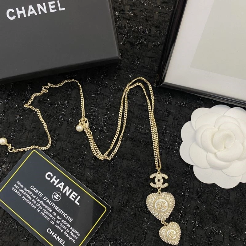 UrbanChic Chanel Necklaces 220835