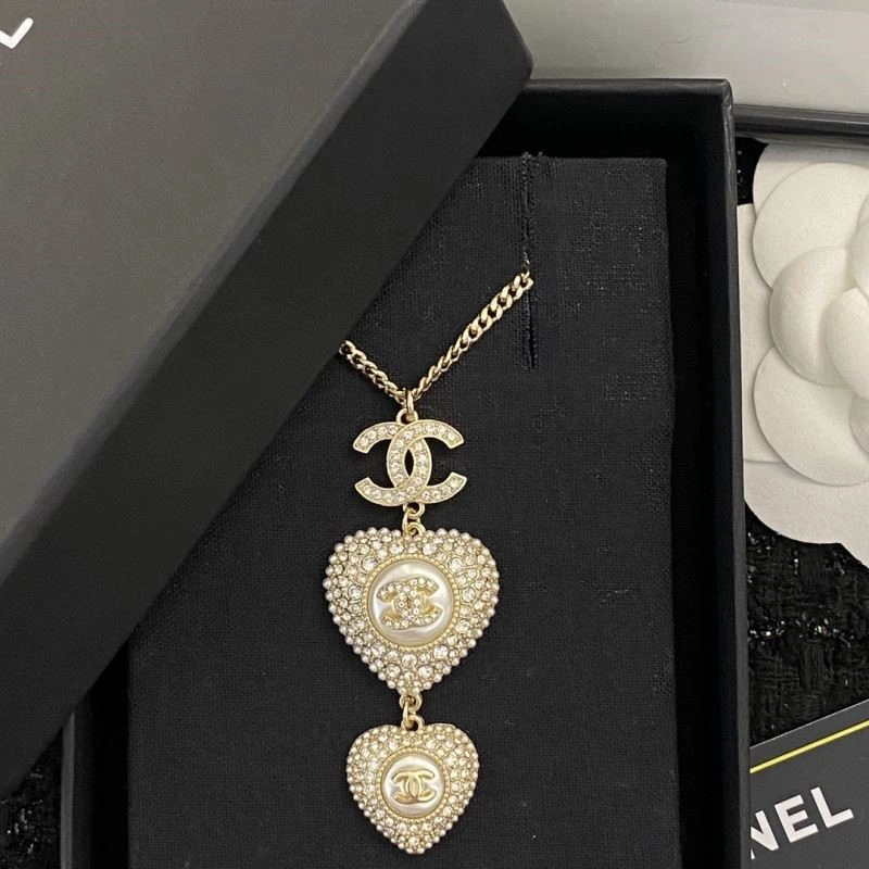 UrbanChic Chanel Necklaces 220835