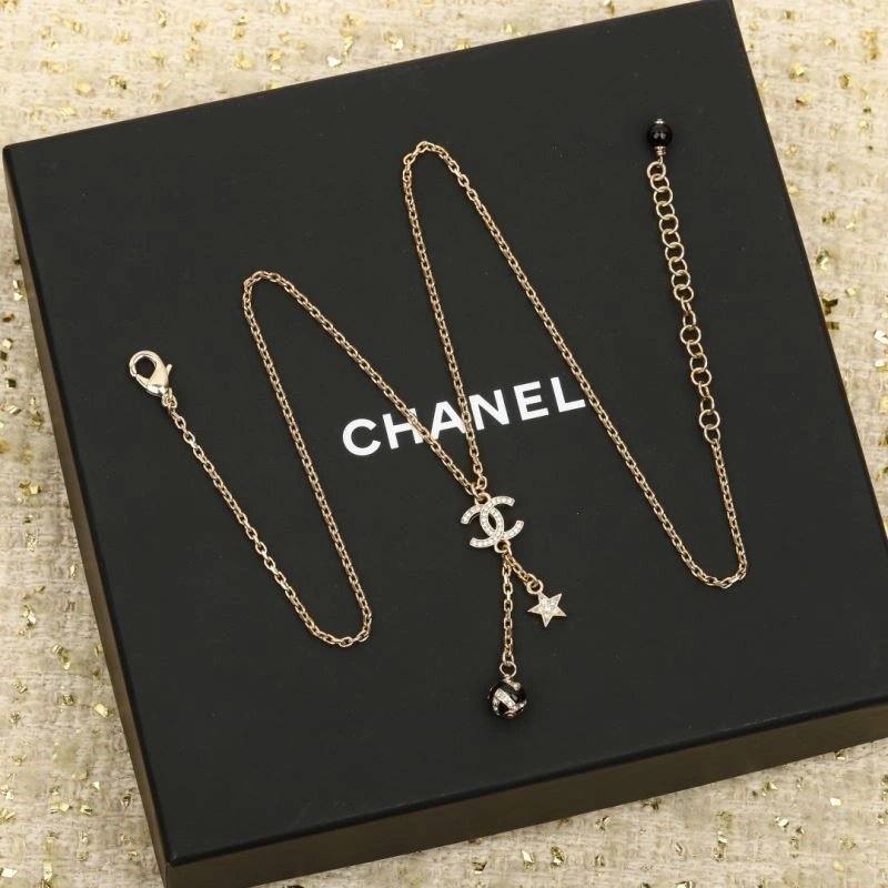 Stylish Chanel Necklaces 220808