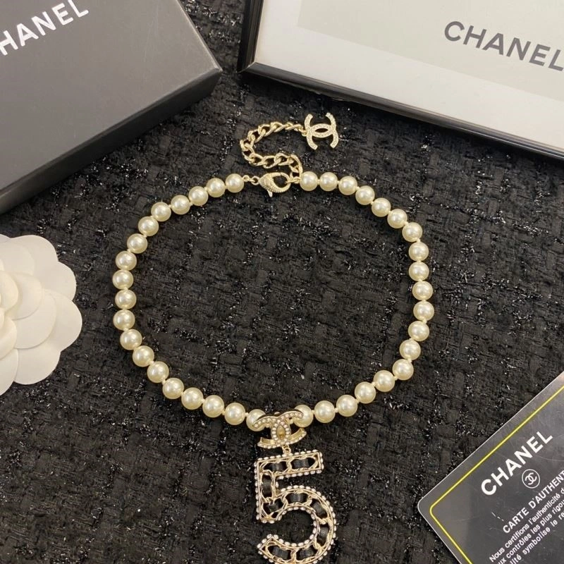 Stylish Chanel Necklaces 220816