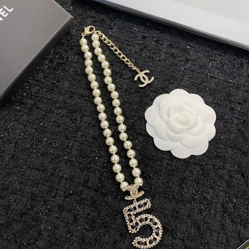 Stylish Chanel Necklaces 220816