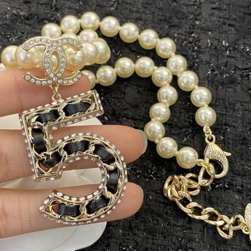 Stylish Chanel Necklaces 220816
