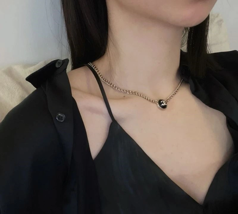 Chanel Necklaces WrinkleFree 220809