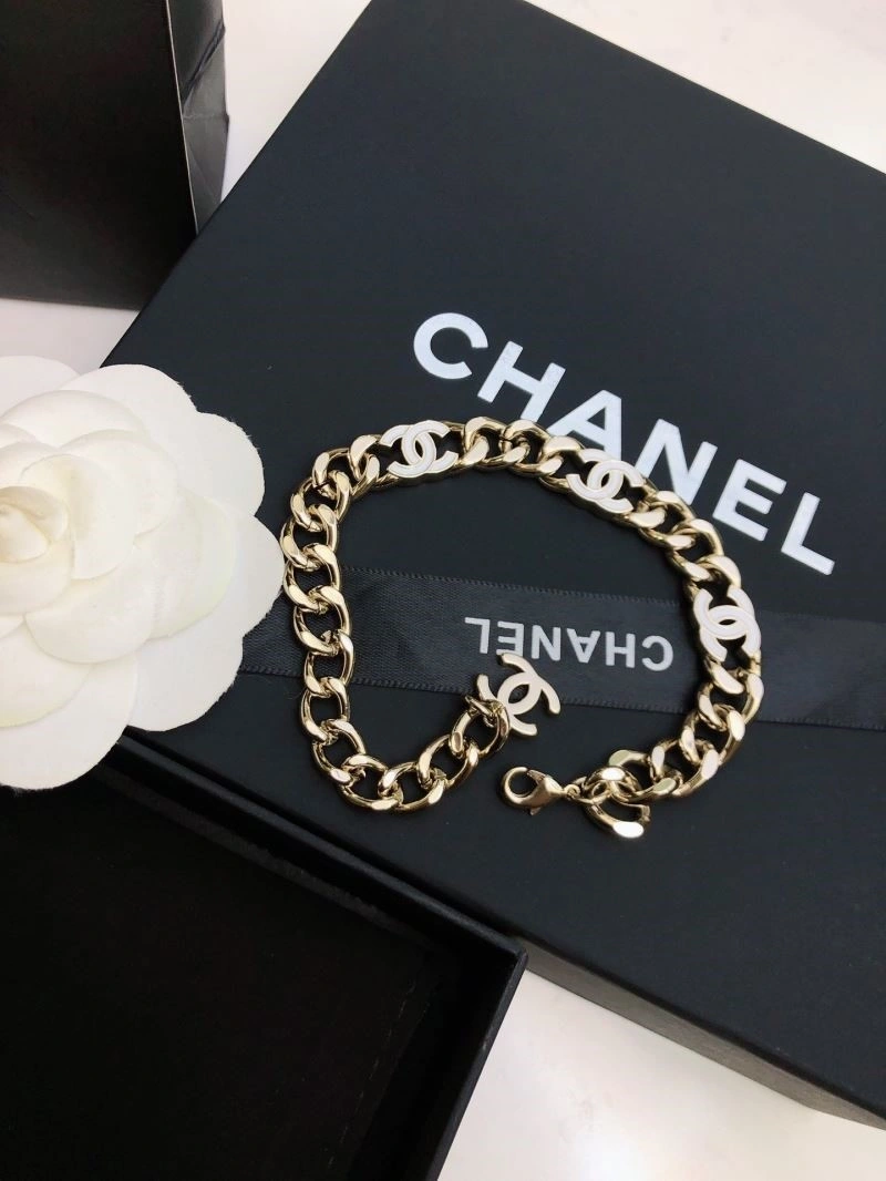 Chanel Necklaces Supportive 220801