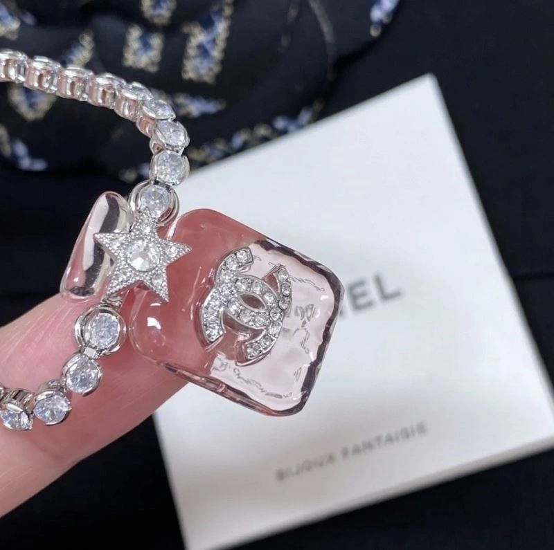 Chanel Necklaces Snug 220796