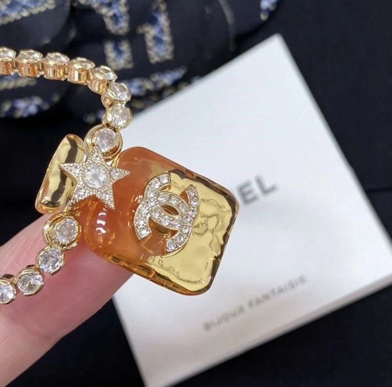 Chanel Necklaces Snug 220796