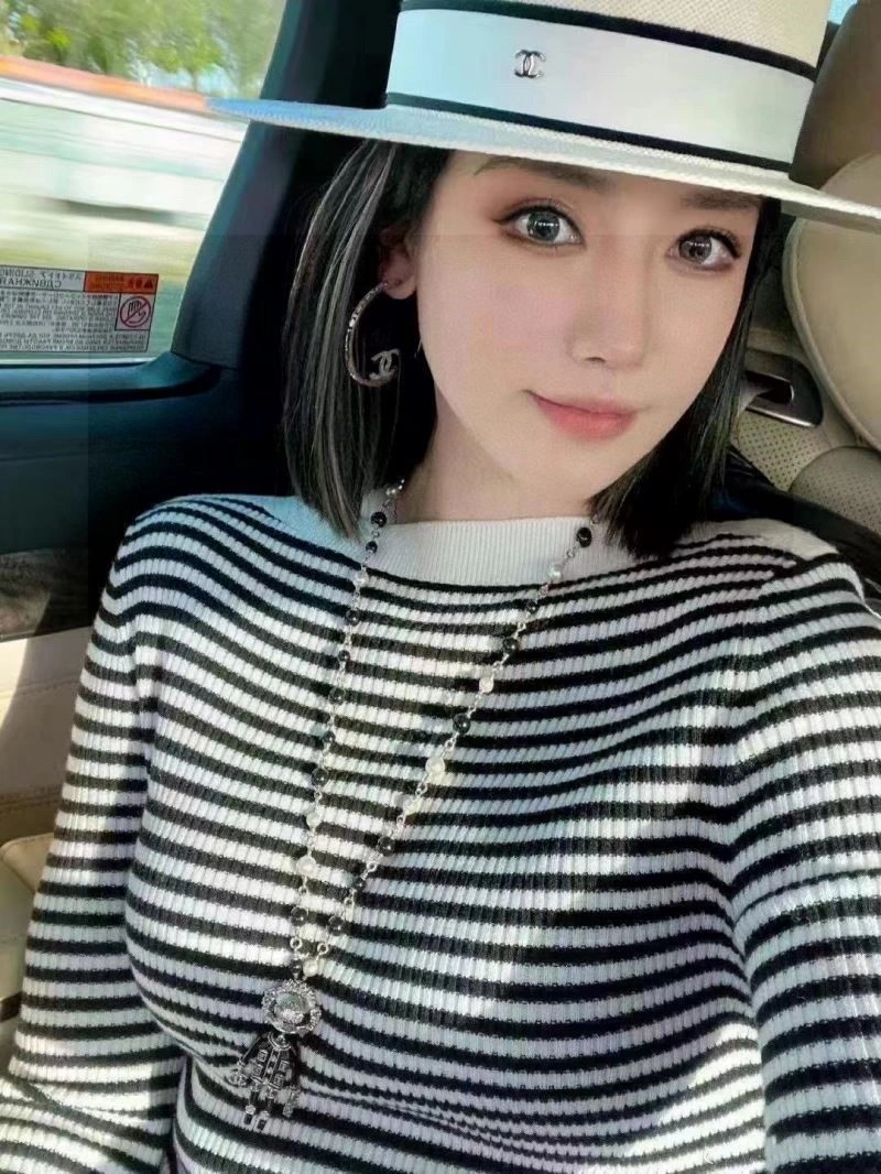 Chanel Necklaces Snug 220792