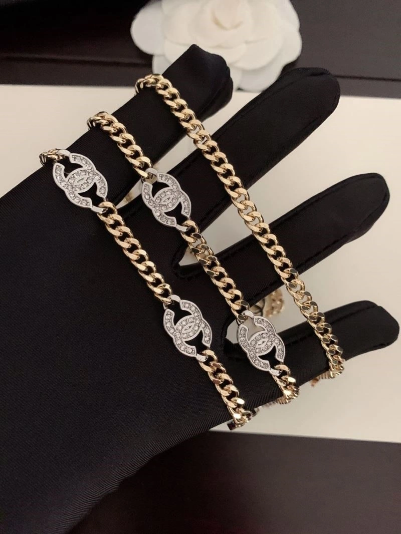 Resilient Chanel Necklaces 220810