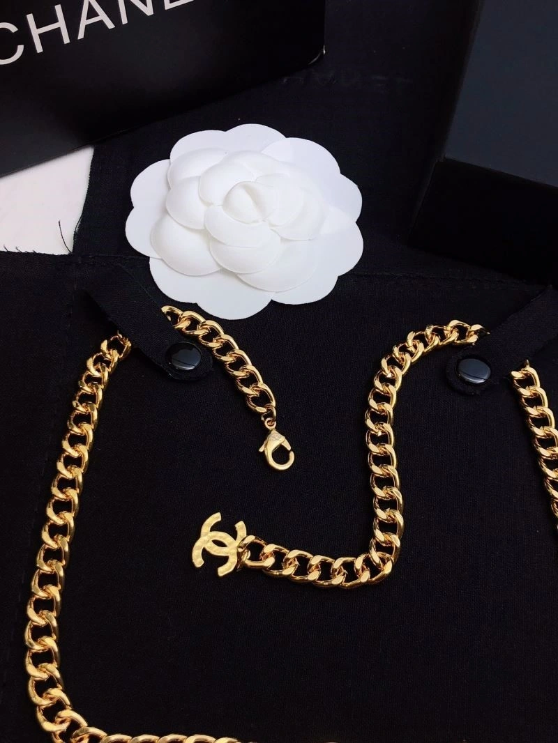 Vibrant Chanel Necklaces 220784