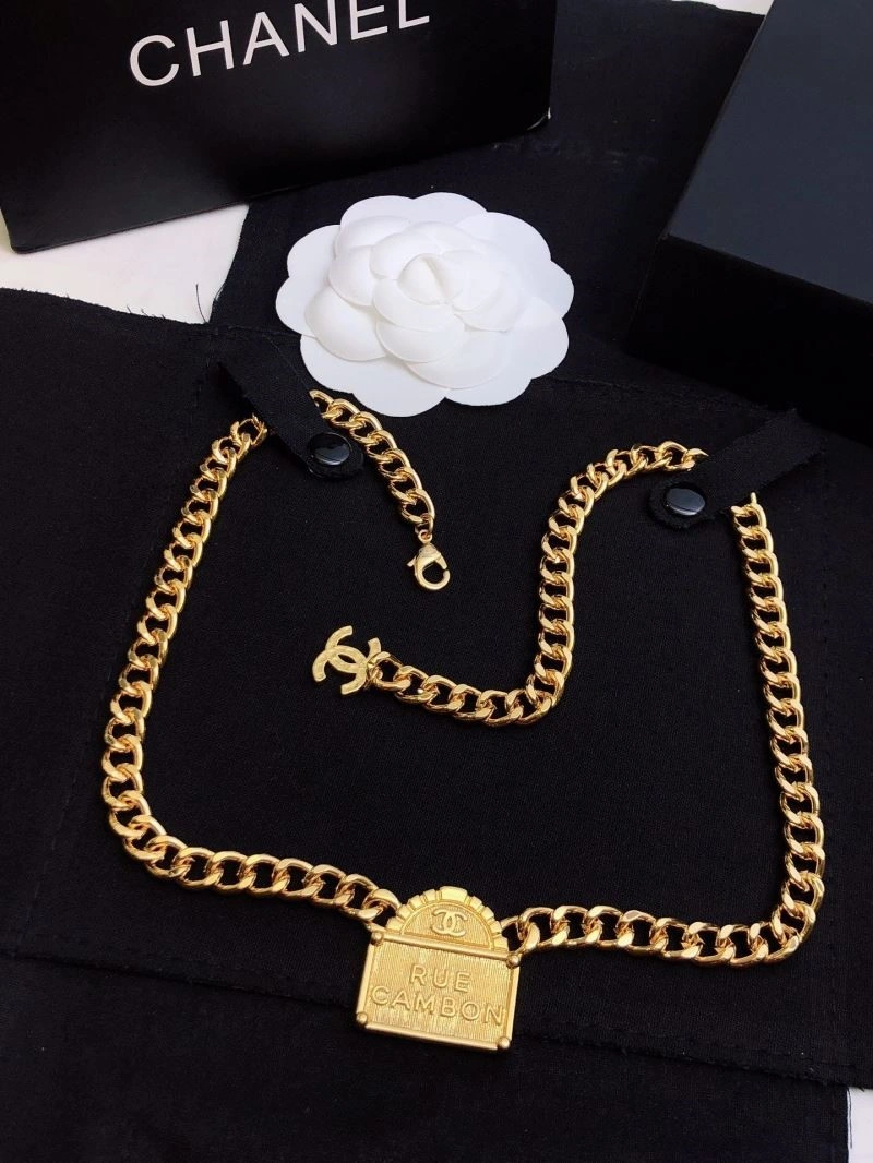 Vibrant Chanel Necklaces 220784