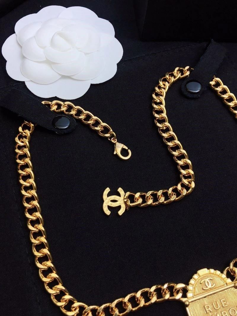 Vibrant Chanel Necklaces 220784