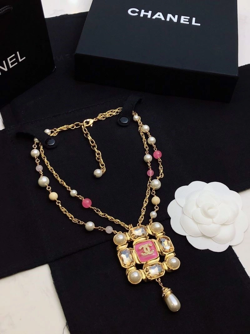Chanel Necklaces Colorful 220755