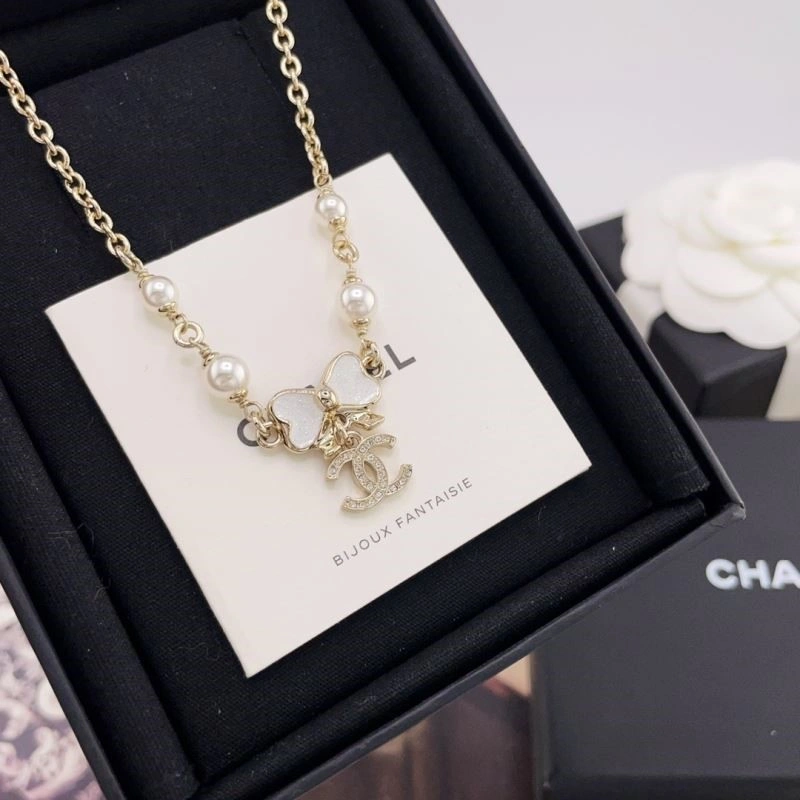 Chanel Necklaces Functional 220754