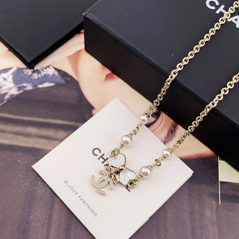 Chanel Necklaces Functional 220754