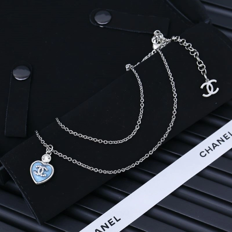 Comfortable Chanel Necklaces 220747