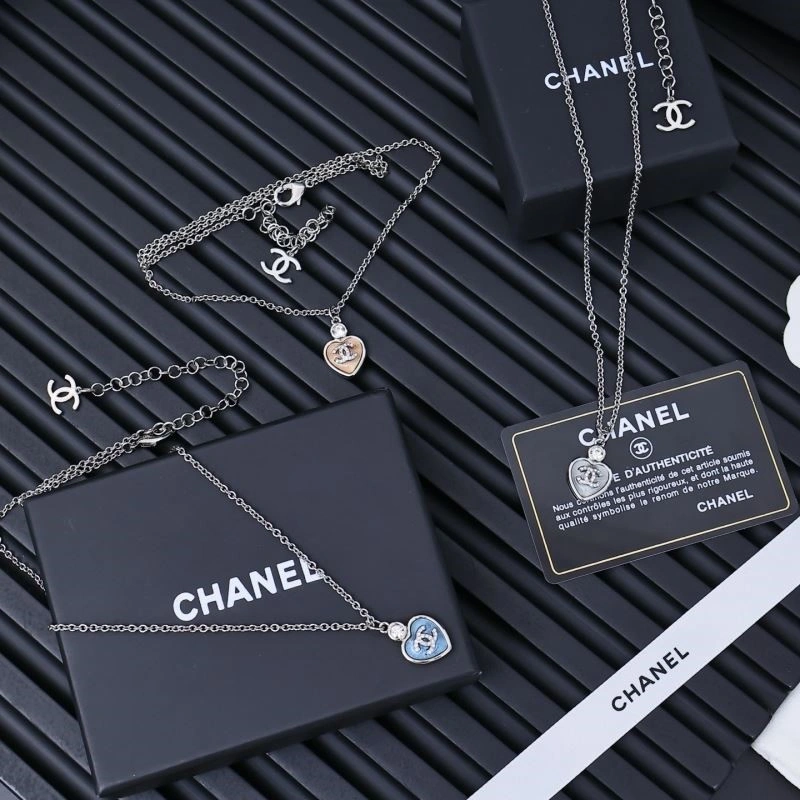 Comfortable Chanel Necklaces 220747