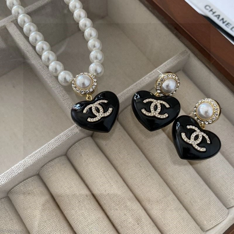 Durable Chanel Necklaces 220739