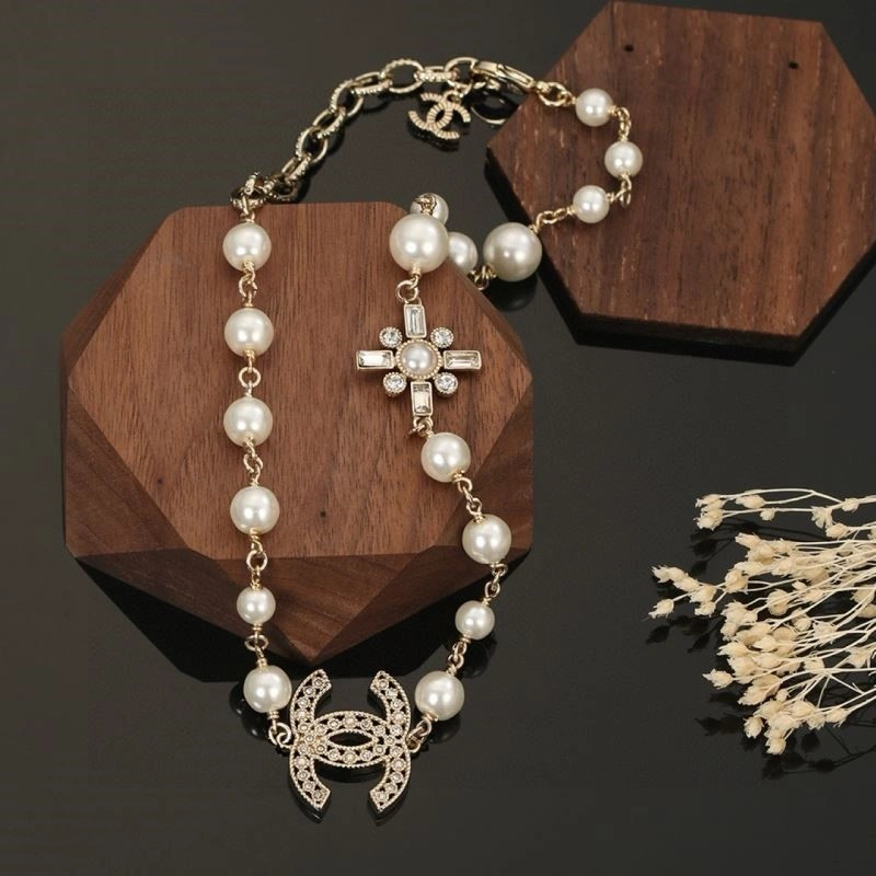 Chanel Necklaces Casual 220767