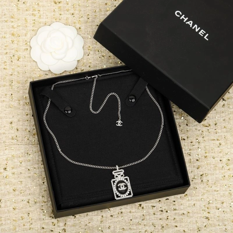 Chanel Necklaces Thermal 220738