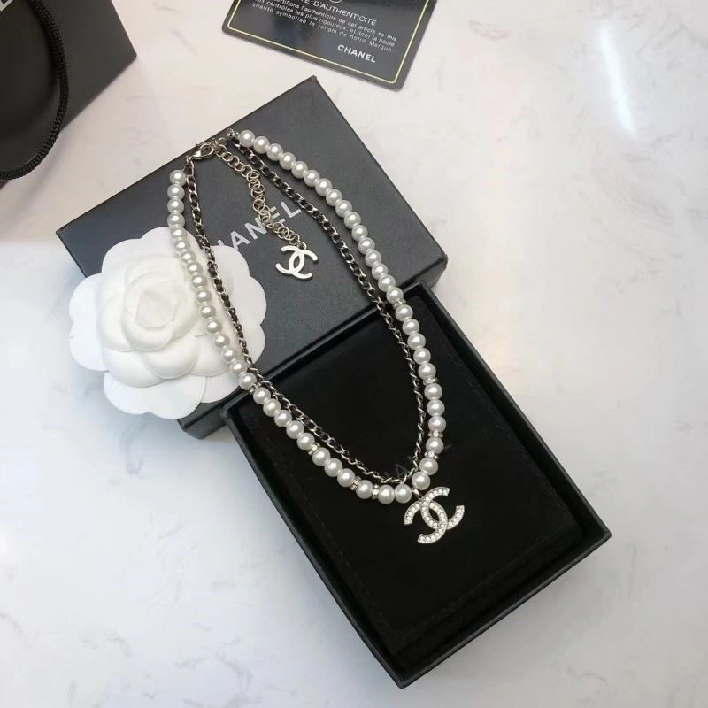 Chanel Necklaces Colorful 220751