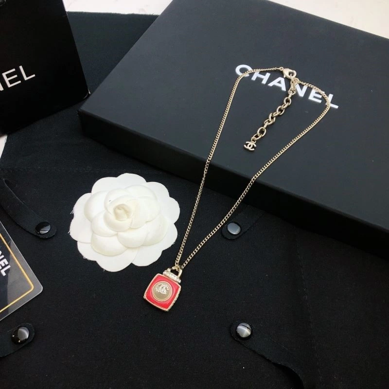 Chanel Necklaces Unisex 220765