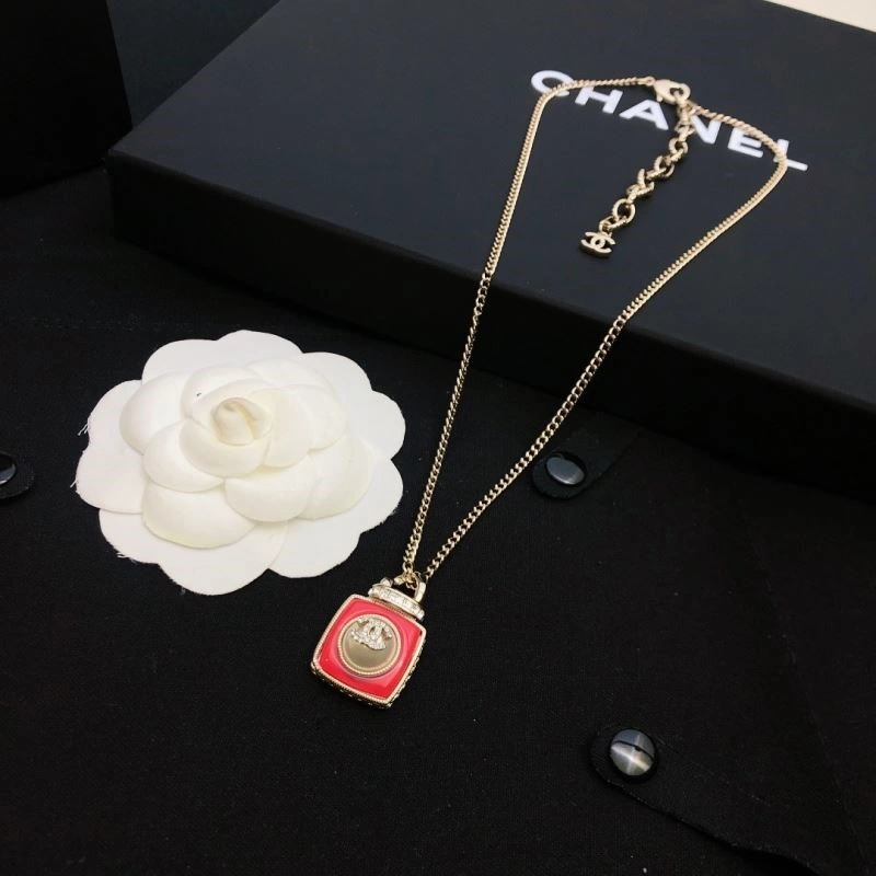 Chanel Necklaces Unisex 220765