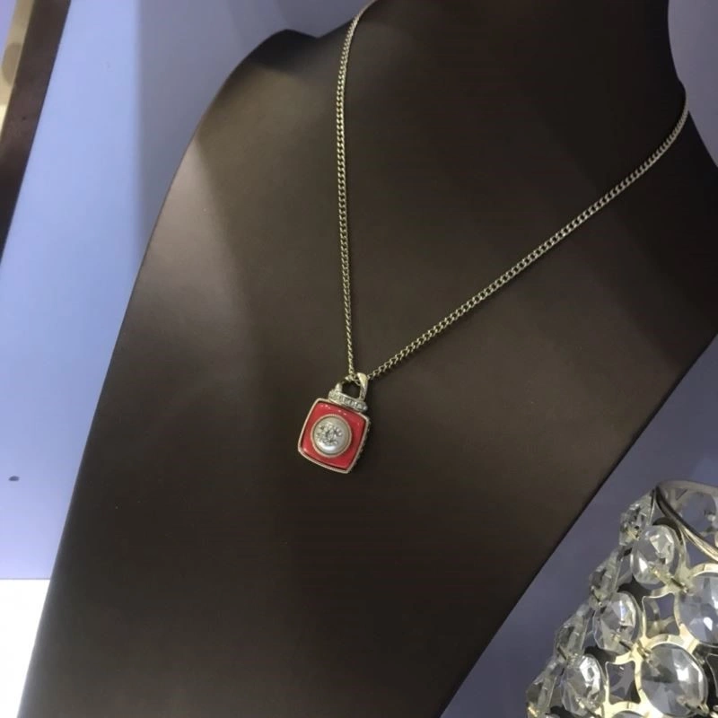 Chanel Necklaces Unisex 220765