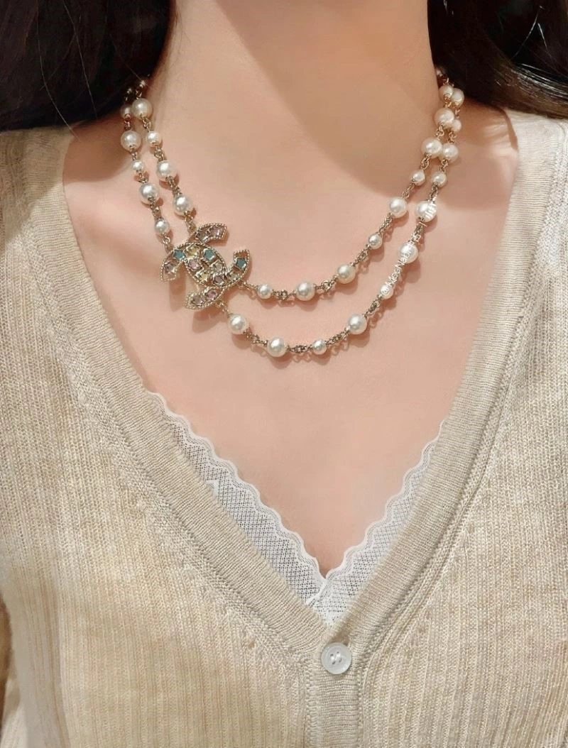 Affordable Chanel Necklaces 220737
