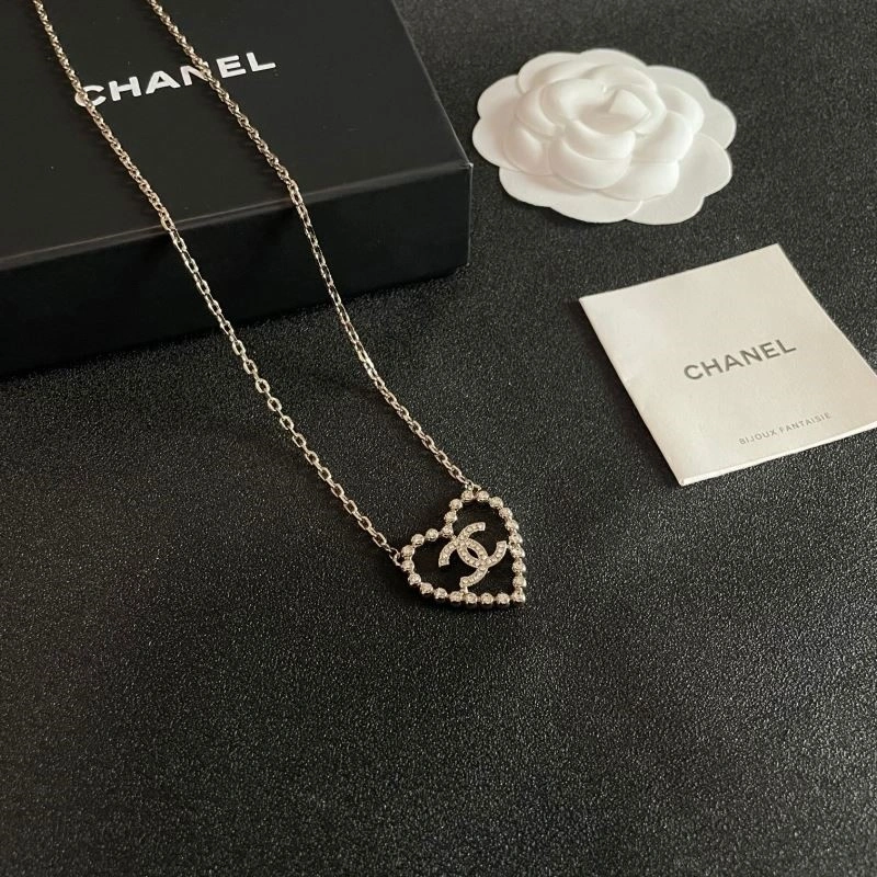 Breathable Chanel Necklaces 220730