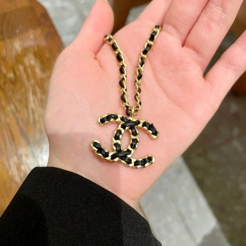 Chanel Necklaces Cozy 220799