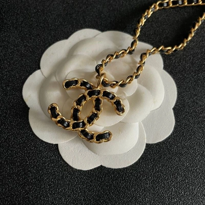 Chanel Necklaces Cozy 220799