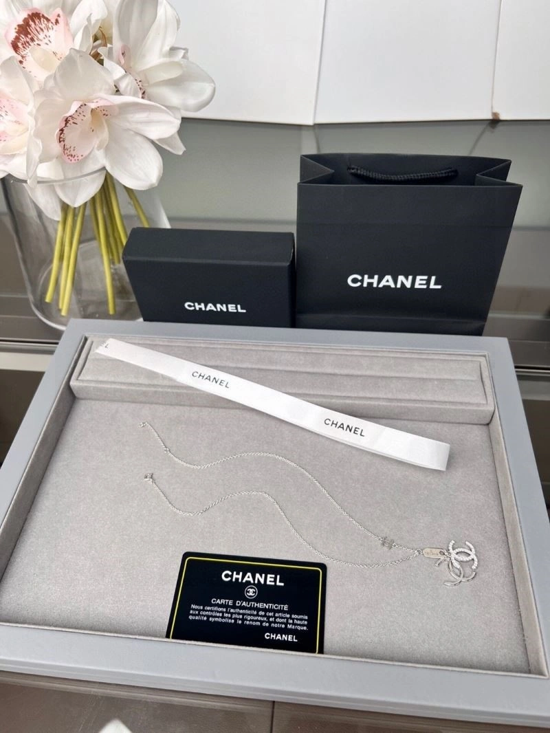 Contemporary Chanel Necklaces 220716