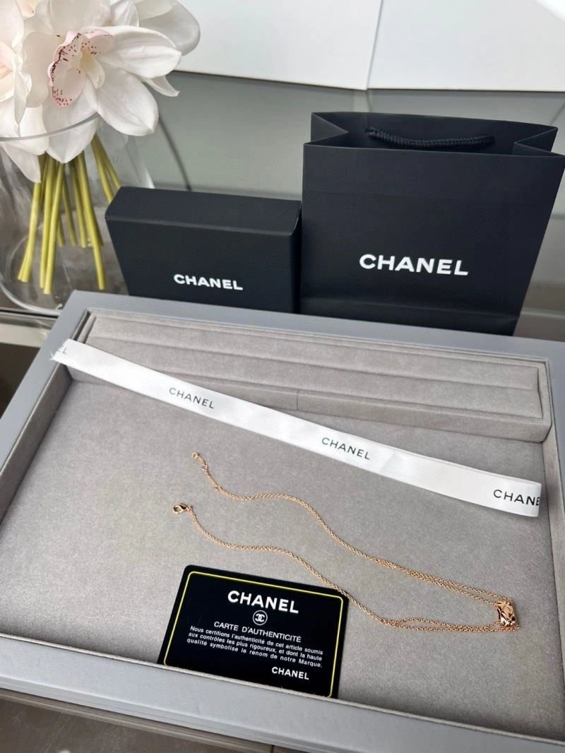 Chanel Necklaces Bold 220726