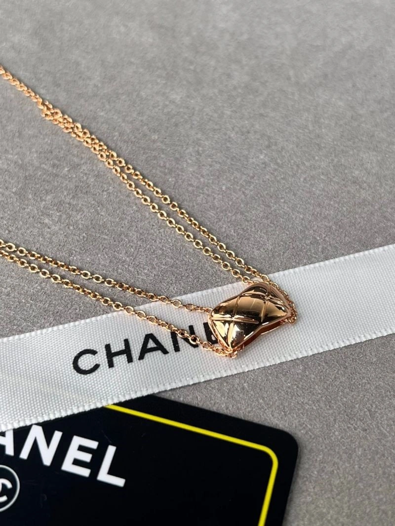 Chanel Necklaces Bold 220726