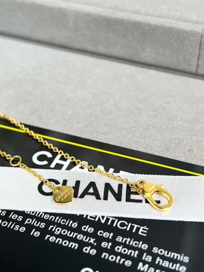 Chanel Necklaces Packable 220703
