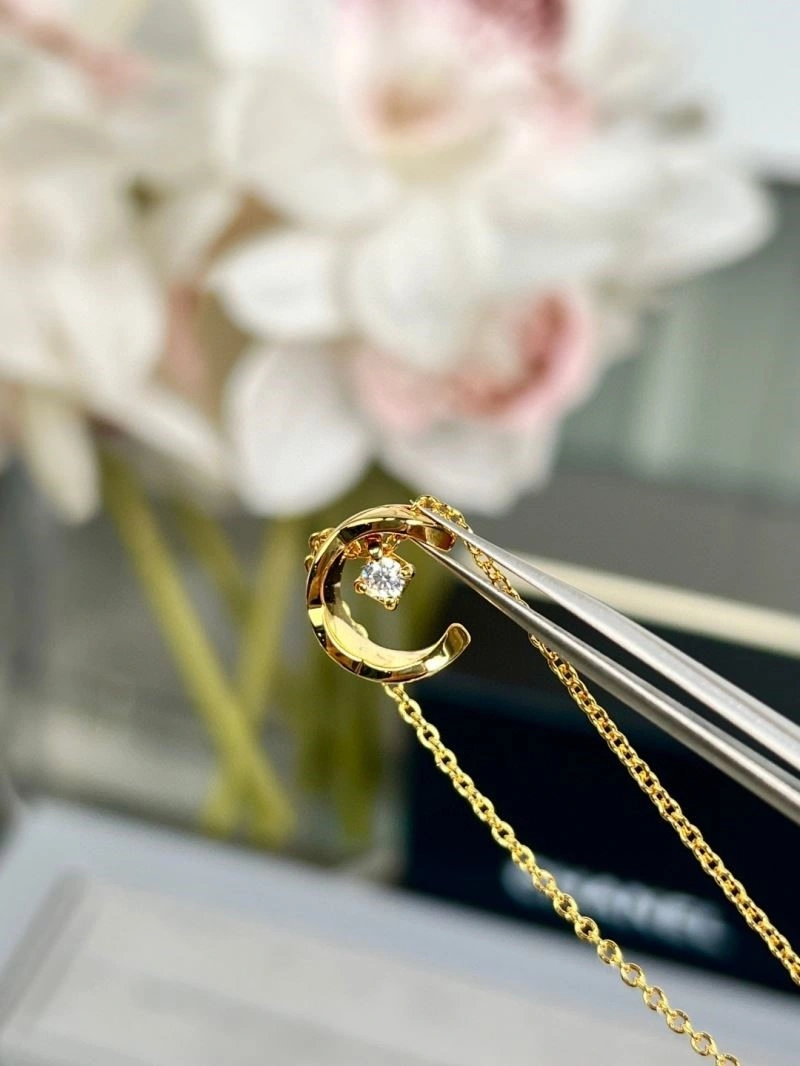 Chanel Necklaces Packable 220703