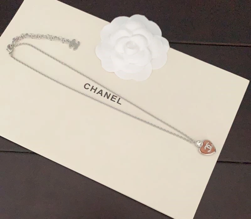 Chanel Necklaces Comfortable 220779