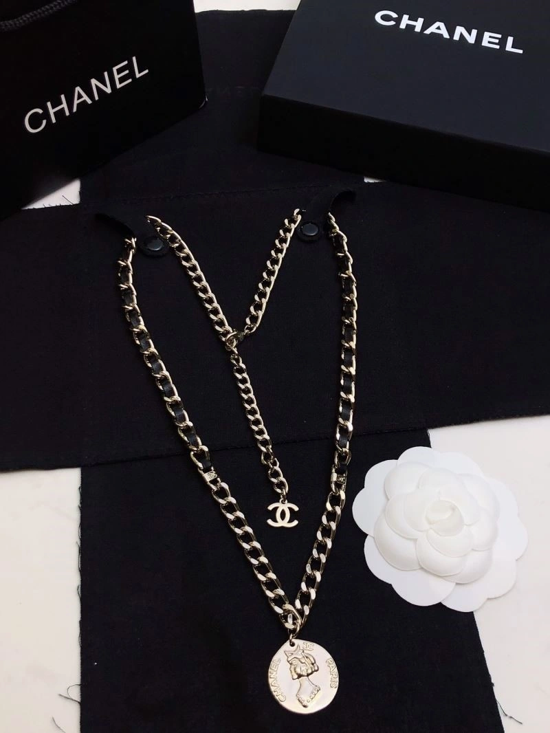 Colorful Chanel Necklaces 220710