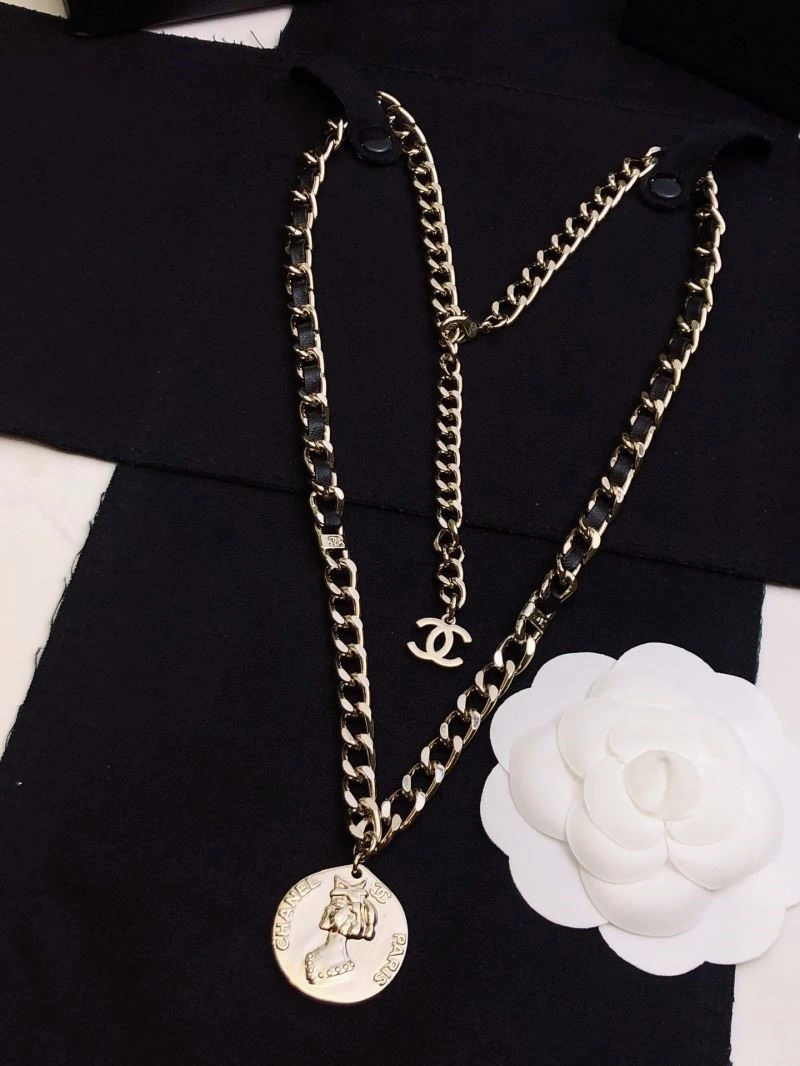 Colorful Chanel Necklaces 220710