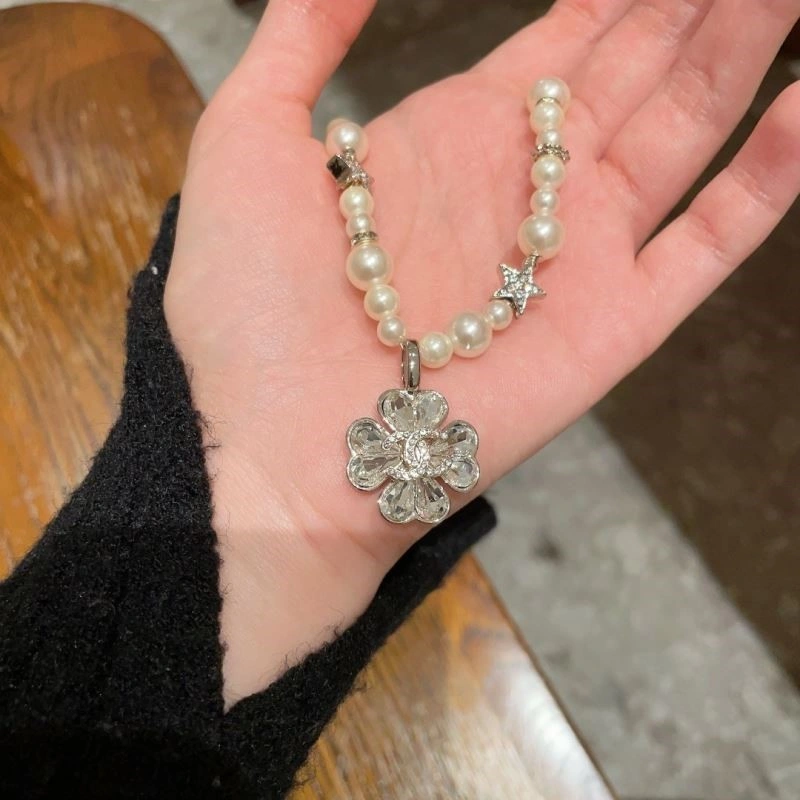 Chanel Necklaces Breathable 220733