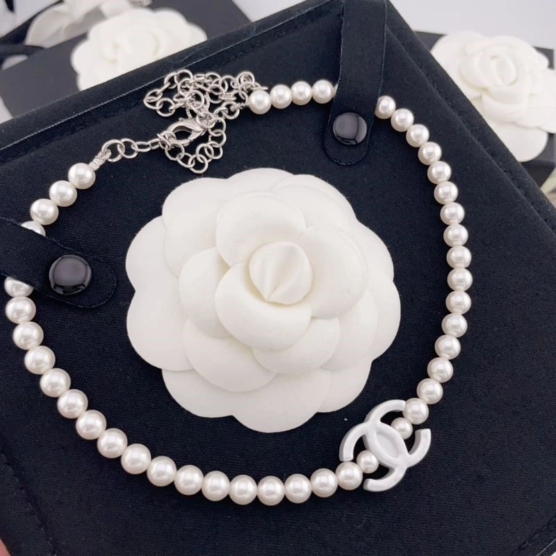 Chanel Necklaces SmoothTexture 220732