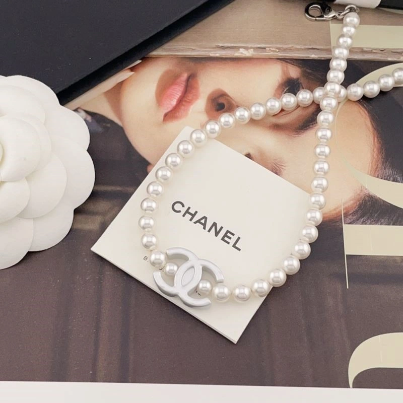 Chanel Necklaces SmoothTexture 220732