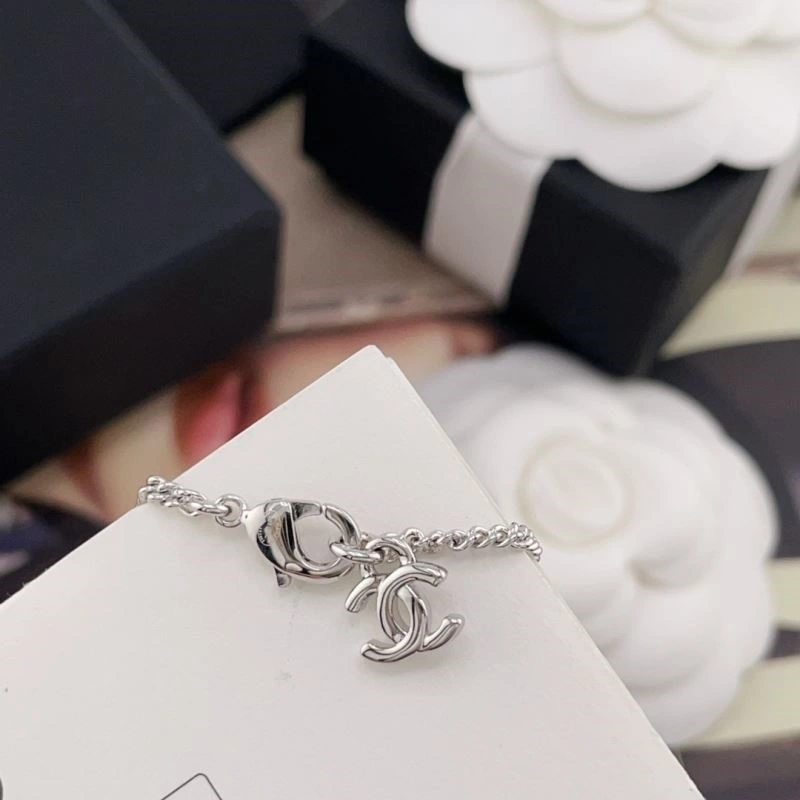 Bright Chanel Necklaces 220763