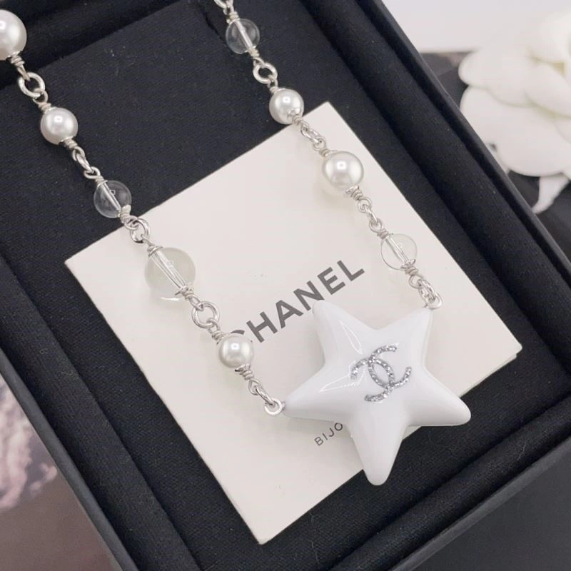 Chanel Necklaces Practical 220711